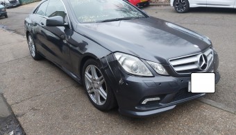 MERCEDES E350 BLUE CY SPORT CDI A