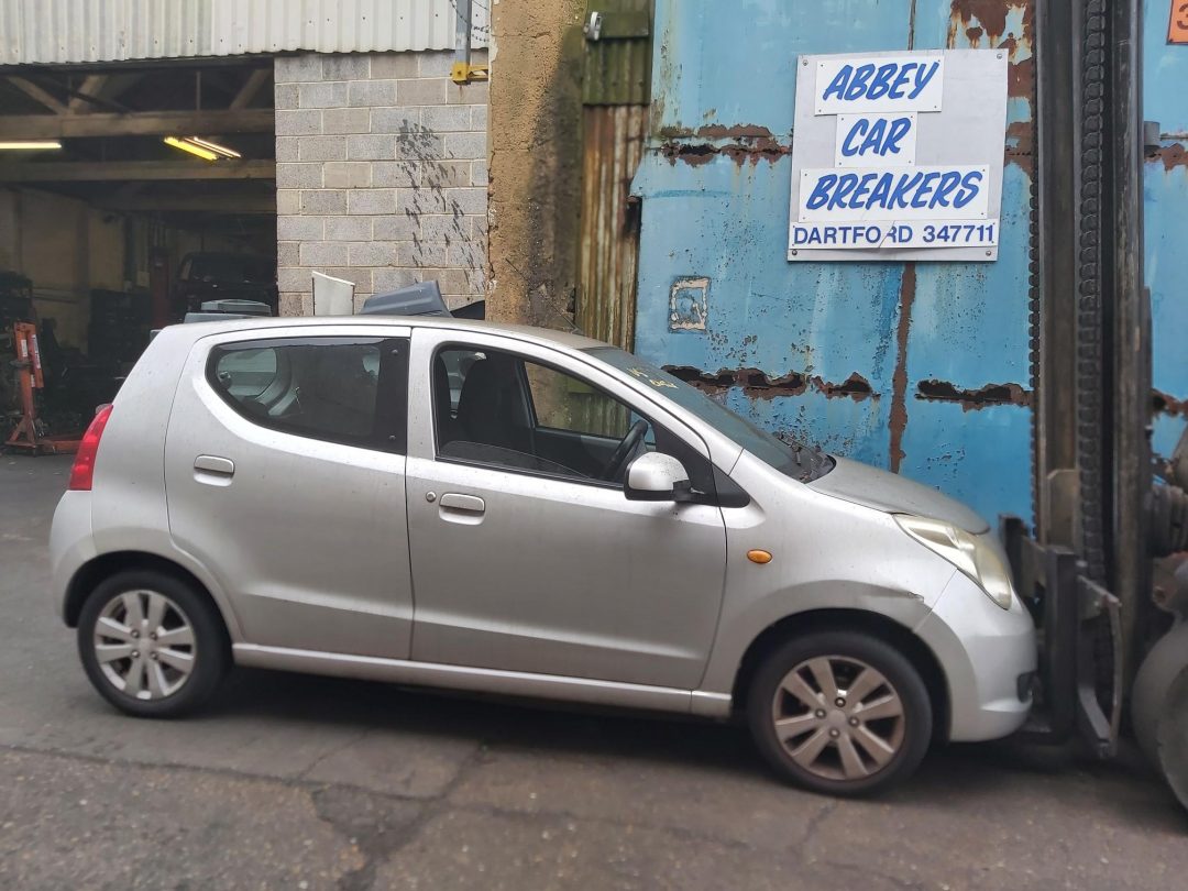SUZUKI ALTO SZ4