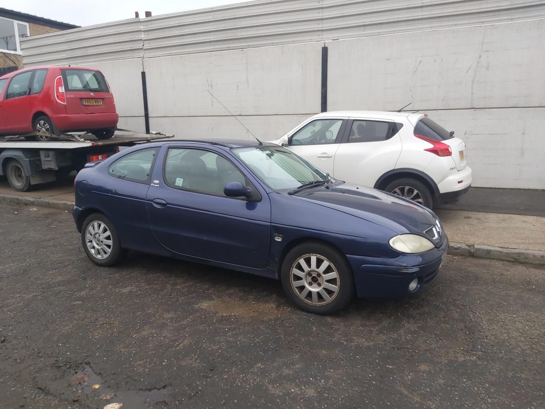 RENAULT MEGANE FIFIJ