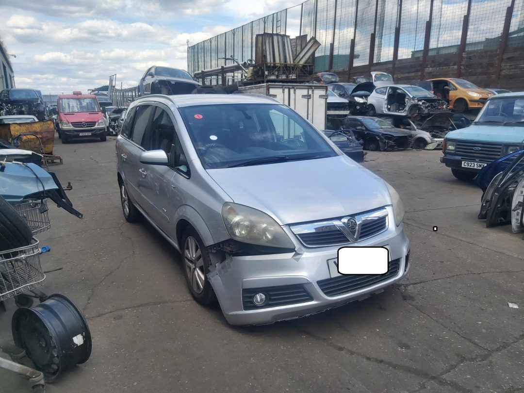 VAUXHALL ZAFIRA DESIGN