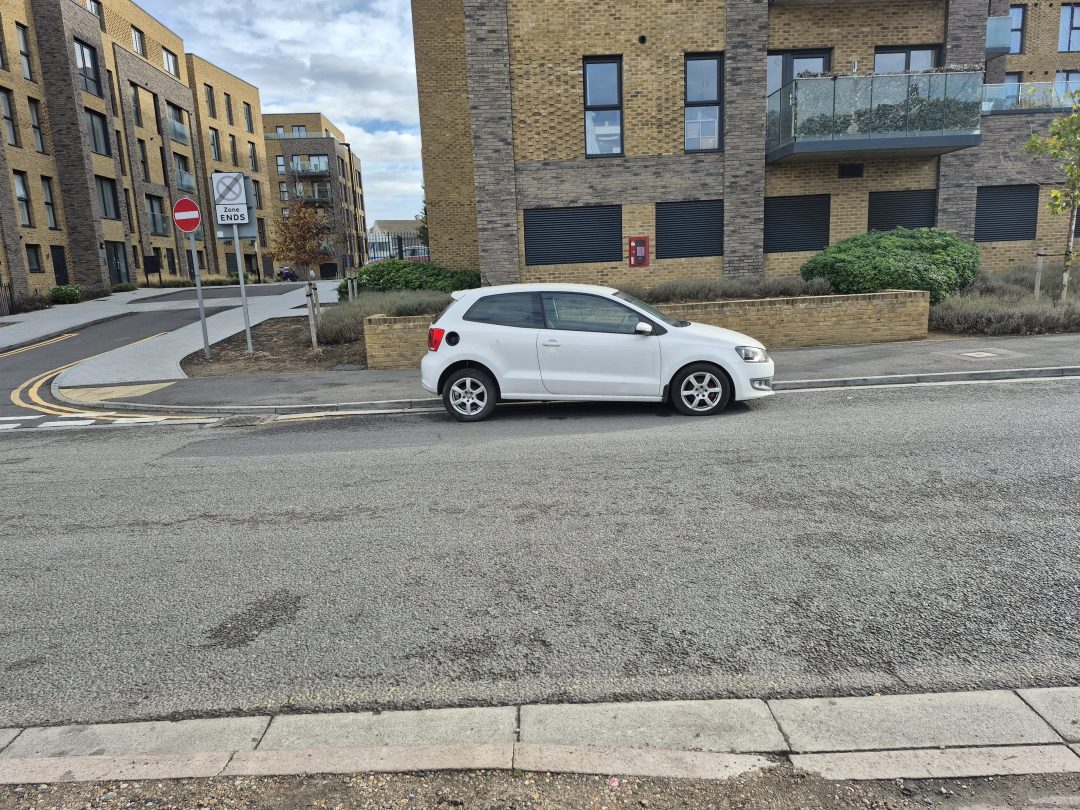 VOLKSWAGEN POLO MODA 60